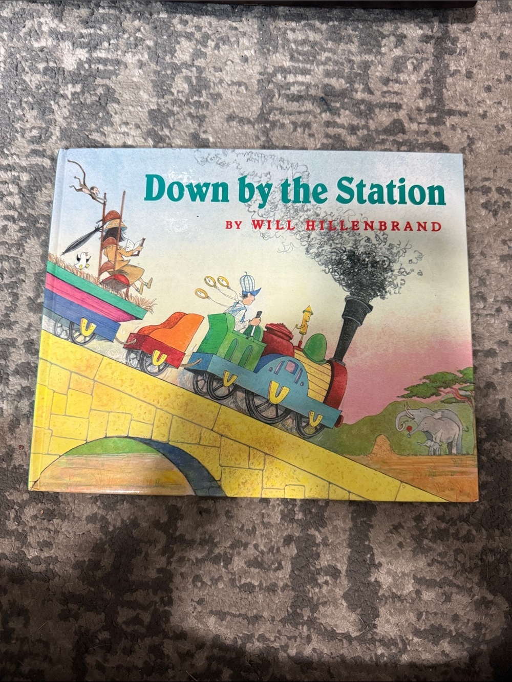 Scholastic Down by the Station Picture Book - Blue, Yellow, Green, Red